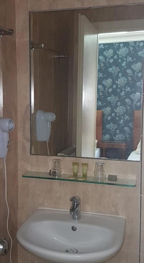 Hotel Honorata Paralía Екстериор снимка